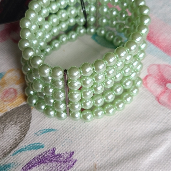 Jewelry - Picture 7 of 15